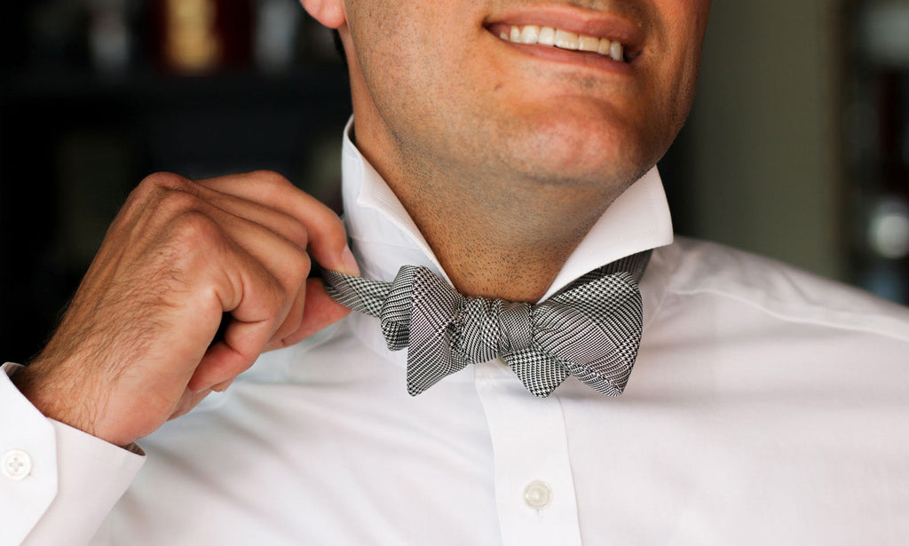 Bow Tie Sizing 101: How to Measure For a Perfect Fit