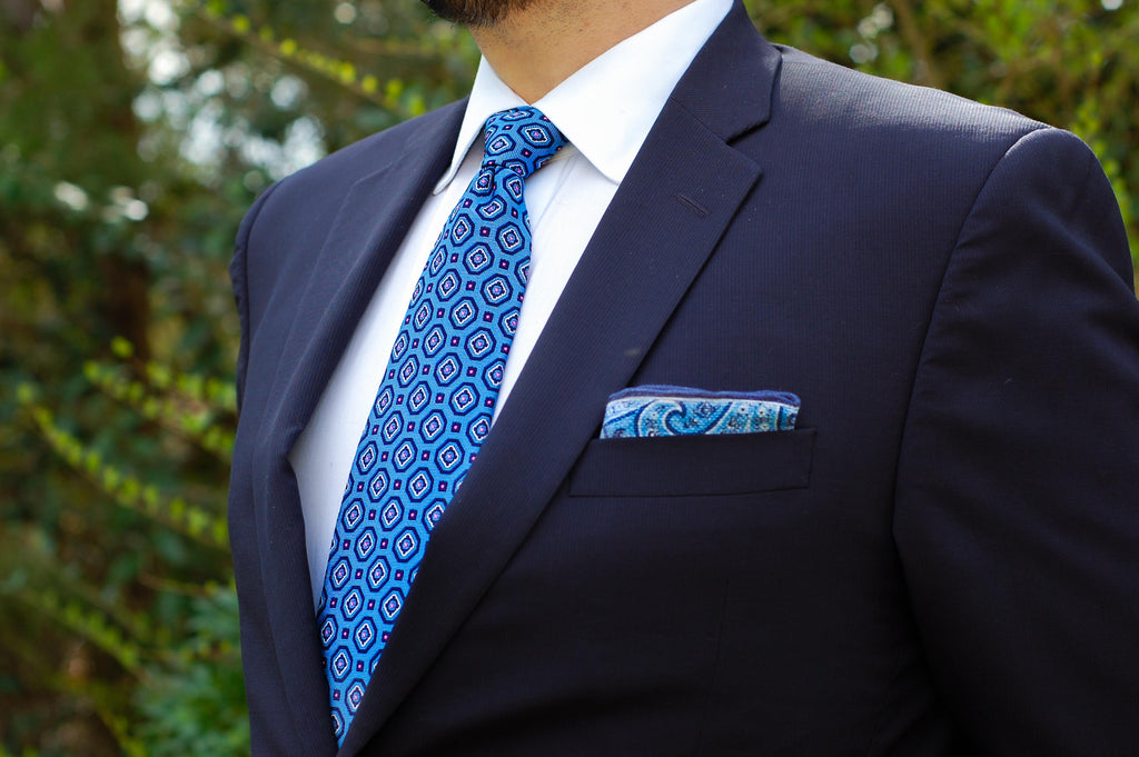 What is the Current Style for Men's Ties?