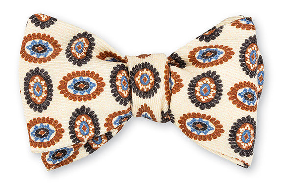 Boone Ovals Bow Tie