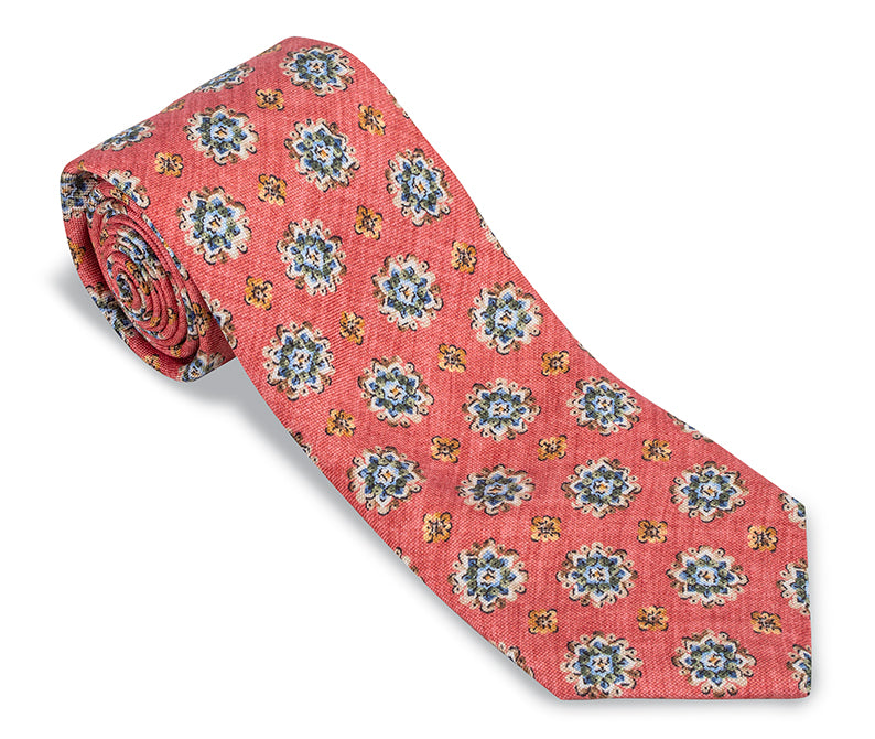 Red Alfred Medallions Necktie