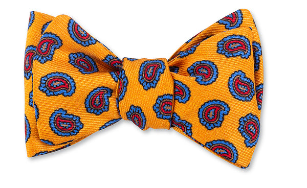 Yellow Bridgewater Pine Bow Tie 