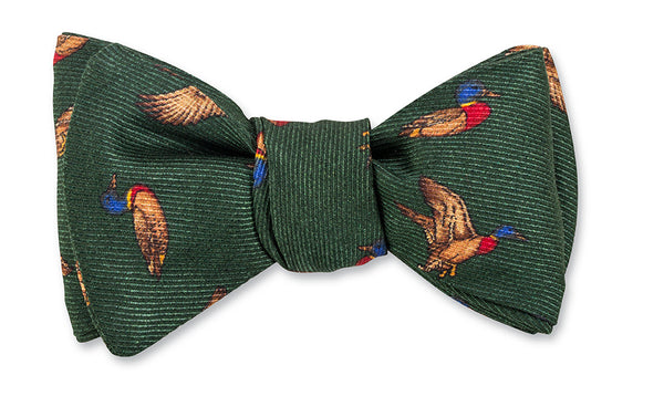 Green Bridgewater Ducks Bow Tie