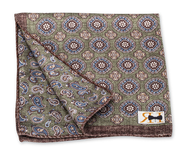 Green Medallion/Pine Pocket Square