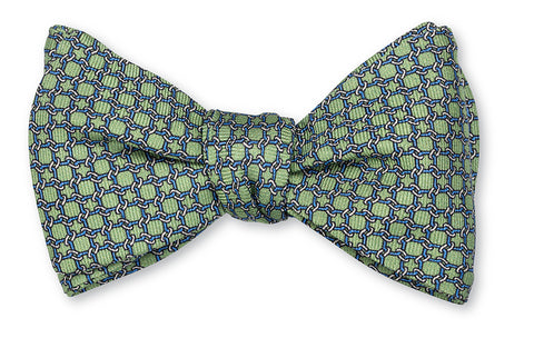 Sage Circle Links Bow Tie