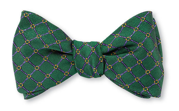 Green Delta Links Bow Tie