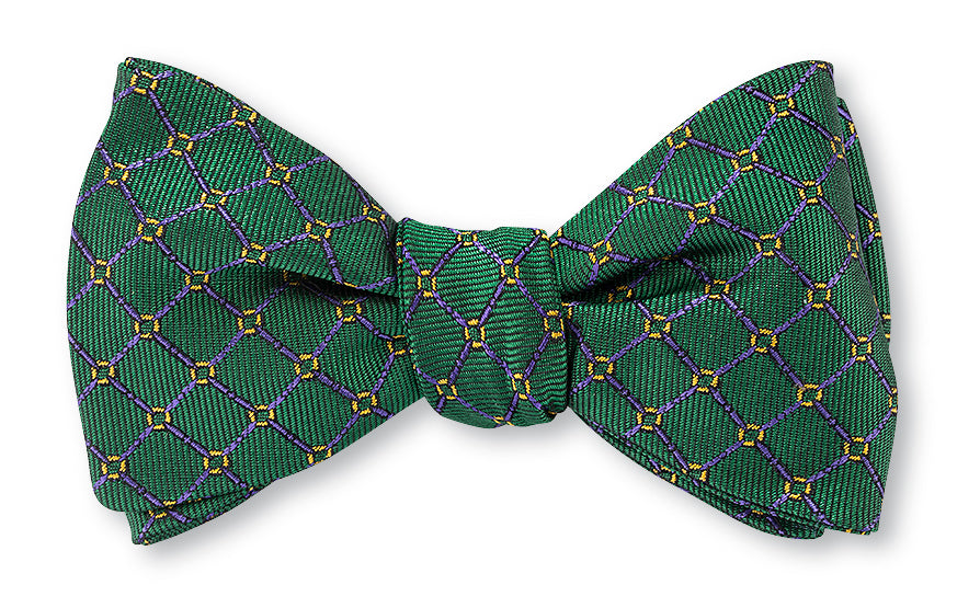 Green Delta Links Bow Tie